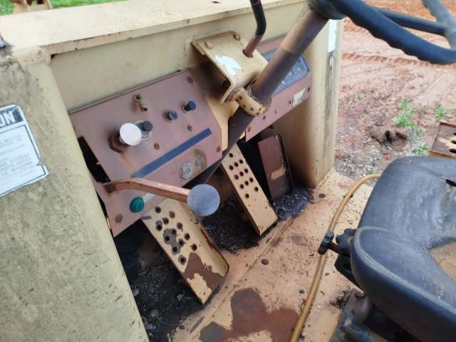PÁ CARREGADEIRA CASE/W20B 1987