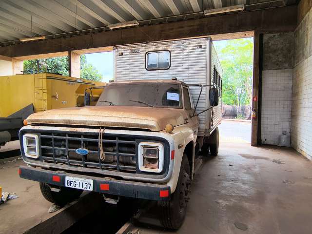 FORD/F11000 1992 (VEICULO ESPECIAL - CAMINHÃO)