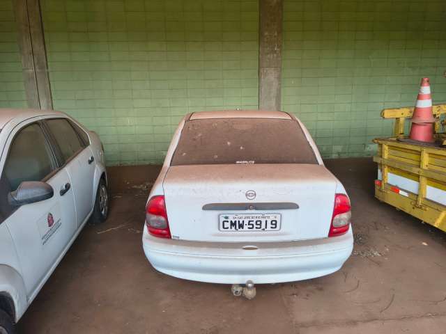 GM/CORSA CLASSIC 2003/2004 (AUTOMOVEL CORSA )
