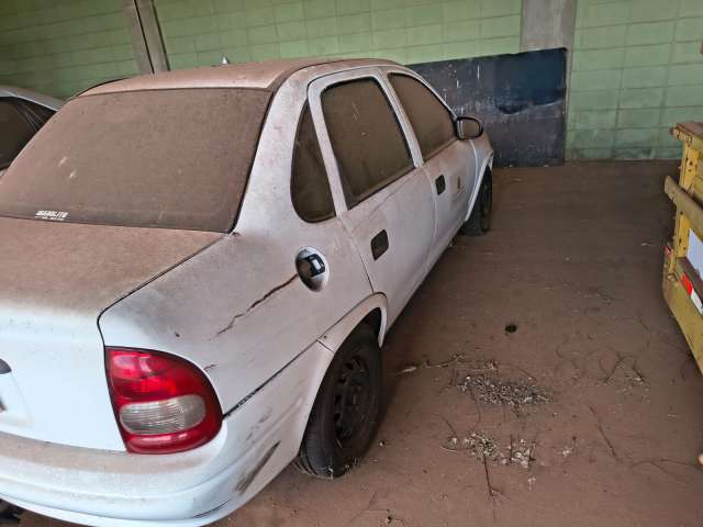 GM/CORSA CLASSIC 2003/2004 (AUTOMOVEL CORSA )