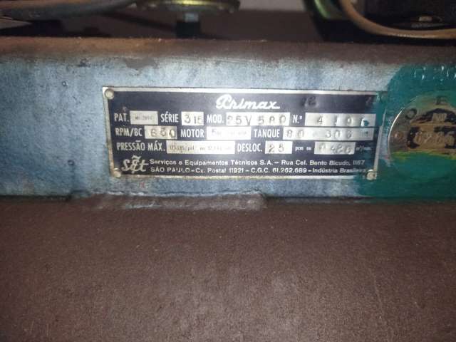 COMPRESSOR DE AR